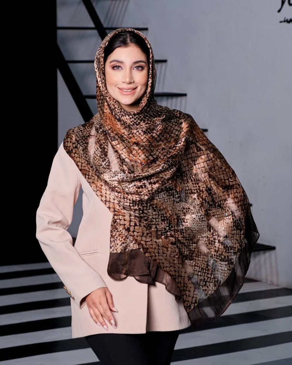 شال ابریشم میله ای پوست ماری 20272 - Image 5