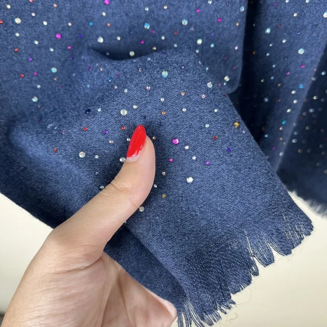 شال موهر دستک نگین سرمه‌ای کاریان