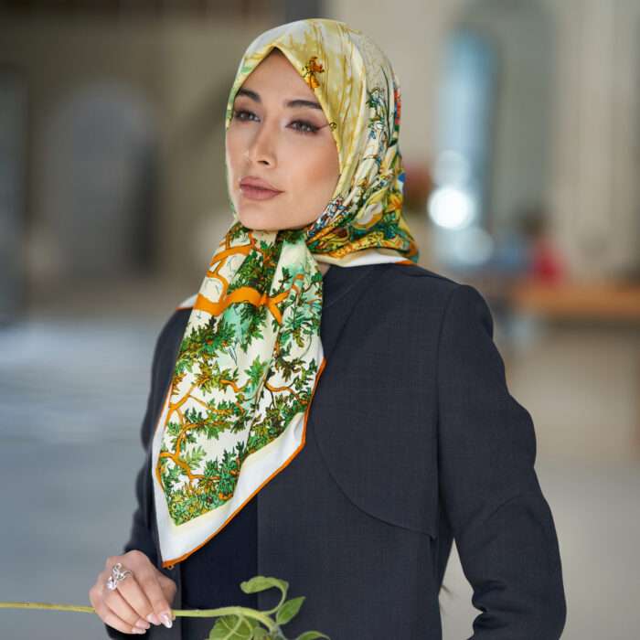 روسری ابریشم توییل دوردستدوز (قواره صد) 30166