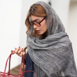 شال ویسکوز خطی ساده 20680