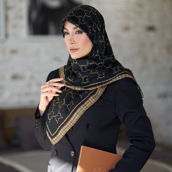 روسری نخی قواره 90 30186