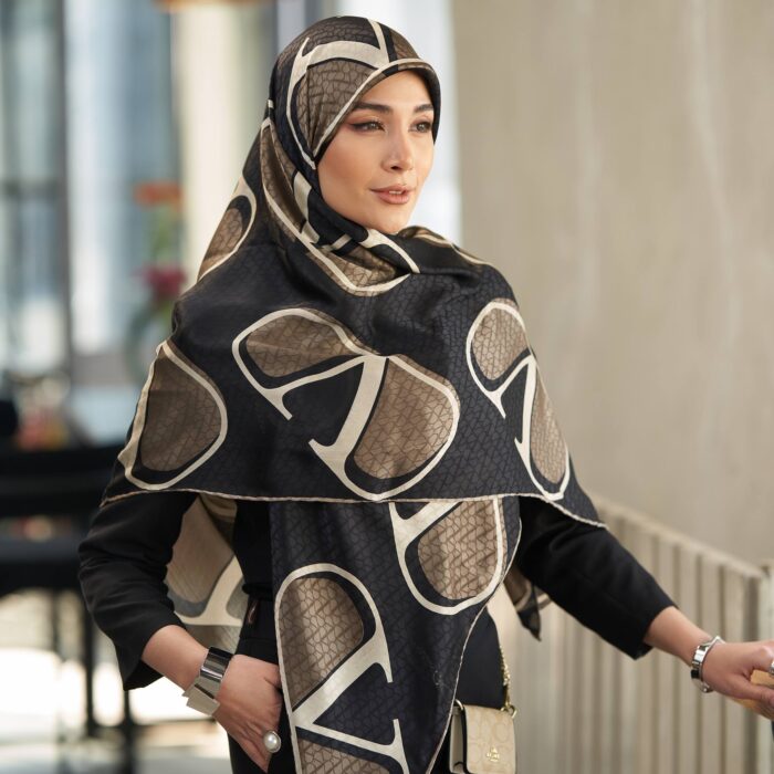 روسری ابریشم ژاکارد قواره 140 30201