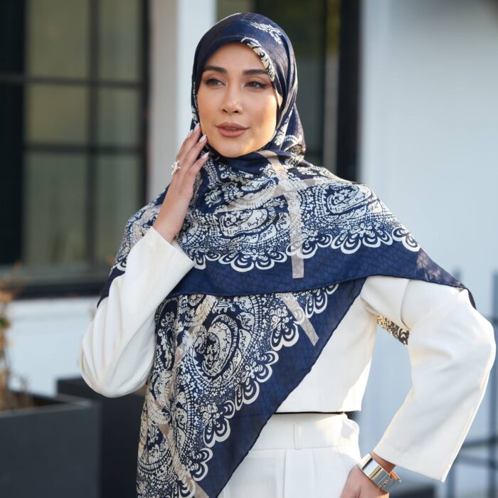 روسری ابریشم ژاکارد قواره 140 30198