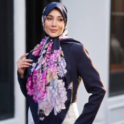 روسری ابریشم ژاکارد قواره 140 30208