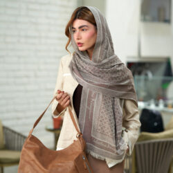 شال ژاکارد طرح فرگامو 20693