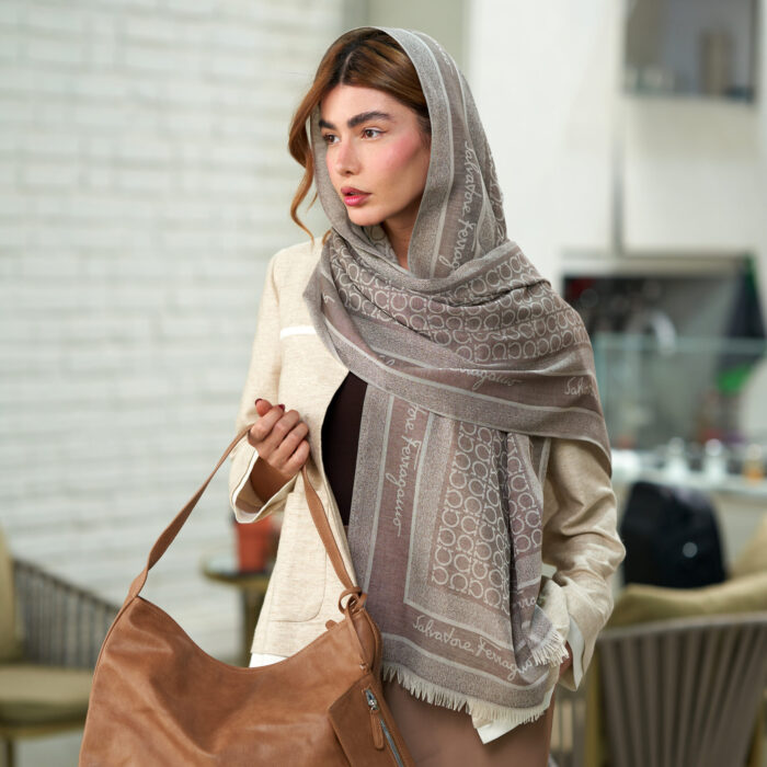 شال ژاکارد طرح فرگامو 20693