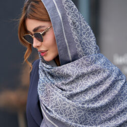 شال ژاکارد طرح Loewe 20700