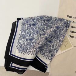 مینی‌اسکارف ابریشم‌توییل ترمه درشت 30220