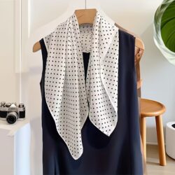 مینی اسکارف چهارفصل خال‌خالی 30270