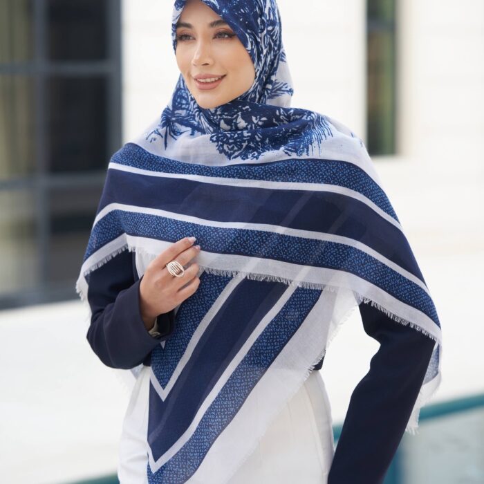 روسری نخی طرح دیور (قواره 140) 30247